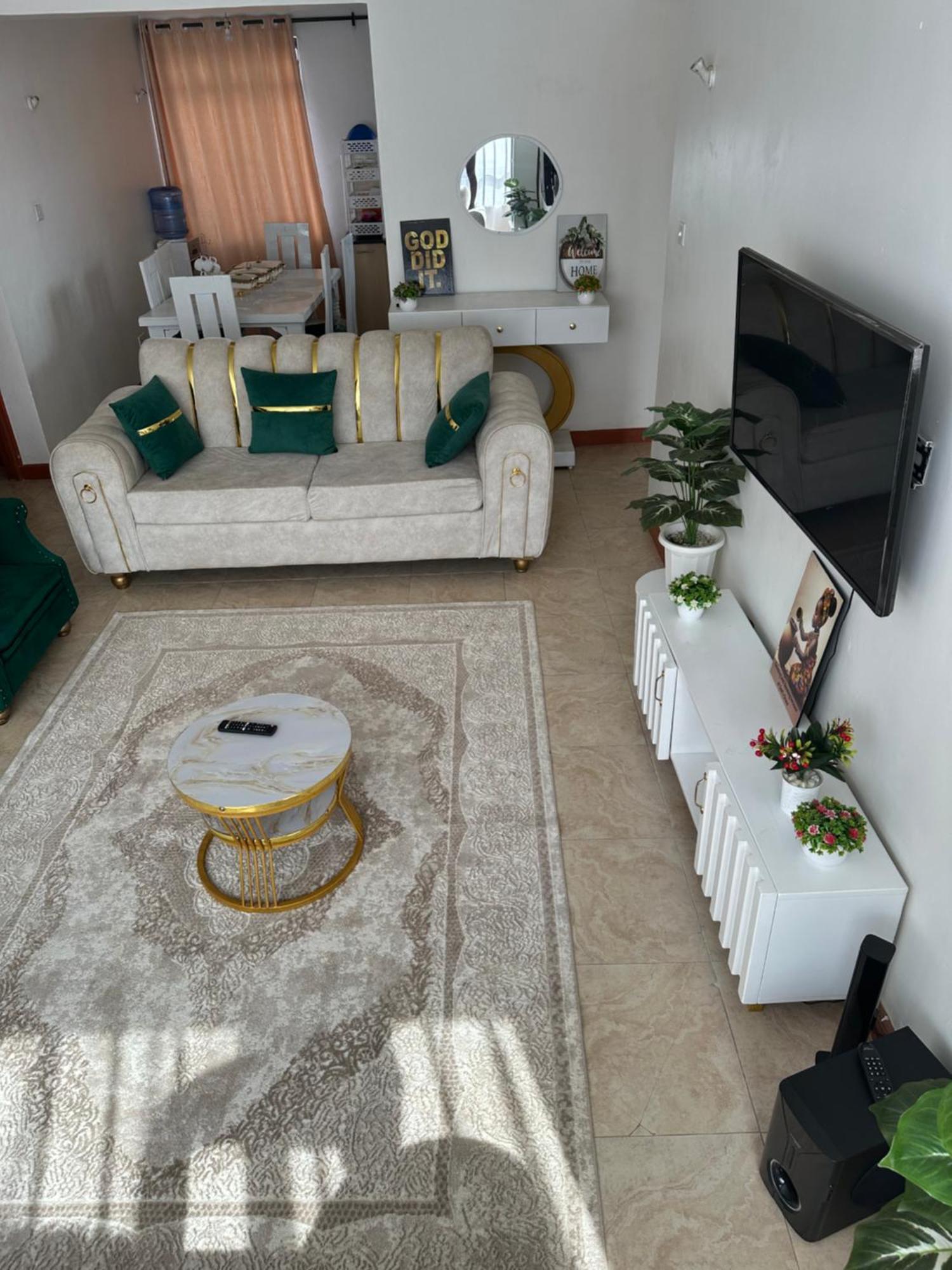 Jkia Homestays Nairobi Eksteriør billede